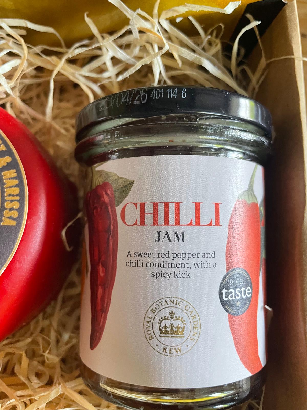 Hot lips! Ignite your taste buds with this fiery little cheese gift hamper.