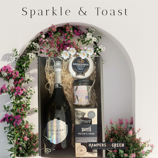 Sparkle & Toast – Perfect Serve if you like to sparkle without the alcohol enjoyed with a Luxury Truckle, Chutney and Crackers.